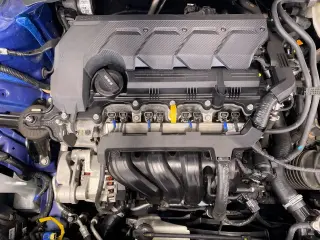 Vehículo Hyundai VENUE 2023 SEL 4dr Crossover