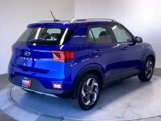 Vehículo Hyundai VENUE 2023 SEL 4dr Crossover
