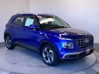 Vehículo Hyundai VENUE 2023 SEL 4dr Crossover