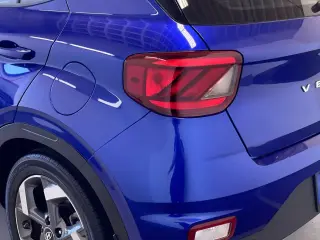 Vehículo Hyundai VENUE 2023 SEL 4dr Crossover