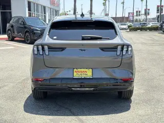 Ford Mustang Mach-E 2023 AWD Premium 4dr SUV