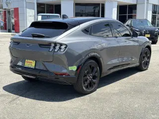Ford Mustang Mach-E 2023 AWD Premium 4dr SUV