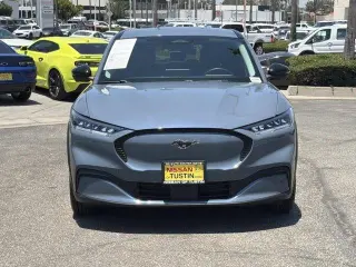 Ford Mustang Mach-E 2023 Select 4dr SUV