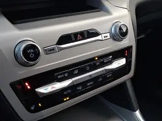 Ford Explorer 2024 AWD XLT 4dr SUV