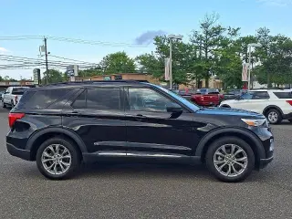 Ford Explorer 2024 AWD XLT 4dr SUV