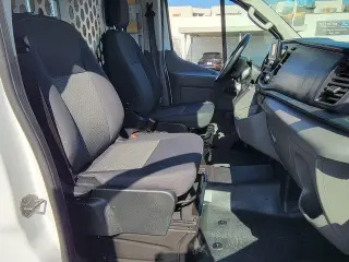 Ford Transit 2025 250 3dr LWB Techo Bajo Furgón de Carga