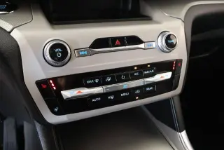 Ford Explorer 2023 AWD XLT 4dr SUV