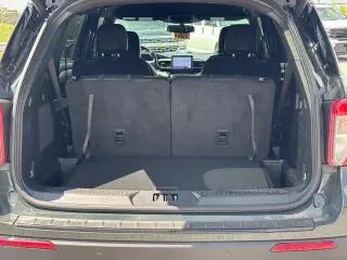 Ford Explorer 2024 con tracción en las cuatro ruedas ST-Line 4dr SUV