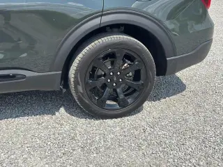 Ford Explorer 2024 con tracción en las cuatro ruedas ST-Line 4dr SUV