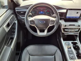 Explorador Ford 2024 AWD XLT 4dr SUV