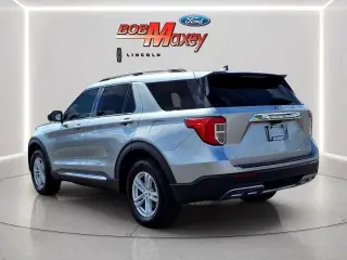 Explorador Ford 2024 AWD XLT 4dr SUV
