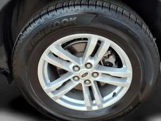 Explorador Ford 2024 AWD XLT 4dr SUV