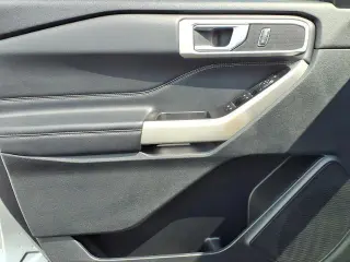 Ford Explorer 2020 AWD XLT 4dr SUV