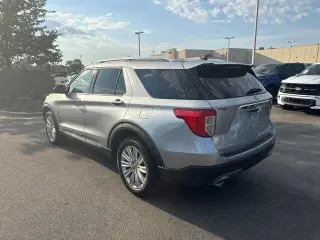 Ford Explorer 2022 AWD Limited 4dr SUV