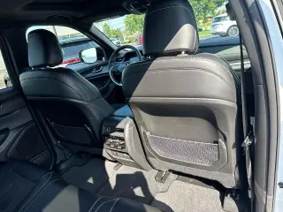Jeep Grand Cherokee 2025 4x4 Laredo 4dr SUV