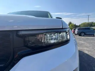 Jeep Grand Cherokee 2025 4x4 Laredo 4dr SUV
