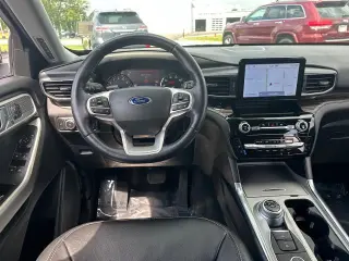 Ford Explorer 2022 AWD Limited 4dr SUV