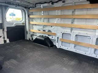 Ford Transit 2025 250 3dr SWB Low Roof Carga Van