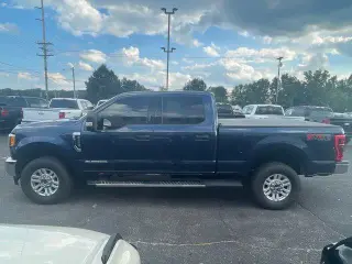 Ford F-250 Super Duty 2017 4x4 XLT 4dr Cab de Trabajo 8 pies de Longitud