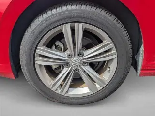 Volkswagen Jetta 2019 R-Line 4dr Sedán