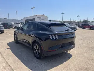Ford Mustang Mach-E 2021 AWD Select 4 puertas SUV