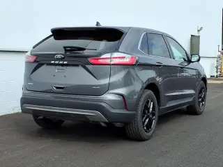 Ford Edge 2022 AWD SEL 4dr Crossover