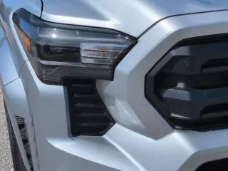Toyota Tacoma 2024 4x4 TRD Sport 4dr Double Cab 5.0 ft SB 8A