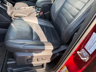 Ford Escape 2016 Titanium 4dr SUV