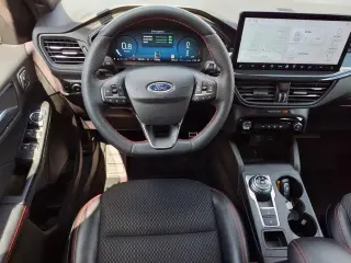 Ford Escape 2023 con tracción en las ruedas ST-Line Select 4dr SUV