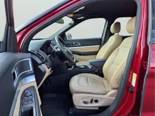 Explorador Ford 2017 XLT 4dr SUV