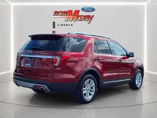 Explorador Ford 2017 XLT 4dr SUV