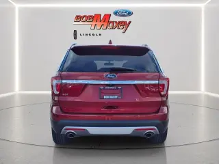 Explorador Ford 2017 XLT 4dr SUV