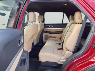 Explorador Ford 2017 XLT 4dr SUV