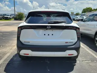 Nissan Kicks 2025 AWD SR 4dr Crossover