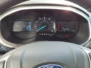 Ford Edge 2018 AWD Titanium 4dr Crossover