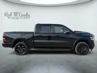 Ram 1500 2022 4x4 Laramie 4dr Crew Cab con cabina de 5.6 pies de largo