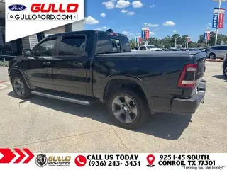 Ram 1500 2022 4x4 Big Horn 4dr Crew Cab con cabina de 5.6 pies de largo Pickup