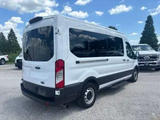 Ford Transit 2024 350 XL 3dr LWB Techo de Medio Piso Furgoneta de Pasajeros
