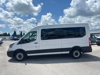 Ford Transit 2024 350 XL 3dr LWB Techo de Medio Piso Furgoneta de Pasajeros