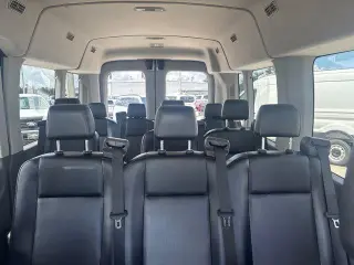 Ford Transit 2024 350 XL 3dr LWB Techo de Medio Piso Furgoneta de Pasajeros