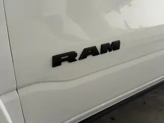 Ram 1500 2021 4x2 Limitado 4dr Cabina de Tripulación 5.6 ft. Pickup