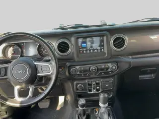 Jeep Gladiator 2021 4x4 Overland cabina ampliada de 4 puertas 5.0 pies SB