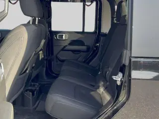 Jeep Gladiator 2021 4x4 Overland cabina ampliada de 4 puertas 5.0 pies SB