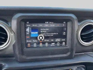 Jeep Gladiator 2021 4x4 Overland cabina ampliada de 4 puertas 5.0 pies SB
