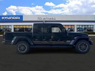 Jeep Gladiator 2021 4x4 Overland cabina ampliada de 4 puertas 5.0 pies SB