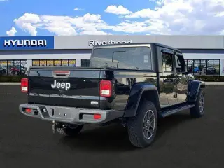 Jeep Gladiator 2021 4x4 Overland cabina ampliada de 4 puertas 5.0 pies SB