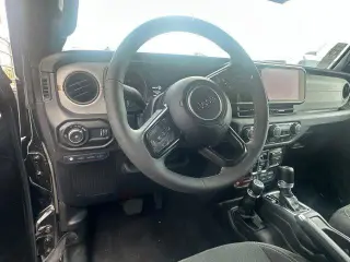 Jeep Wrangler 2024 4x4 Jeep Beach 4xe 4dr SUV
