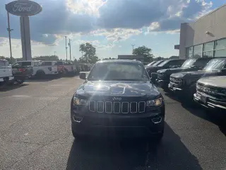 Jeep Grand Cherokee 2019 4x4 Laredo 4dr SUV