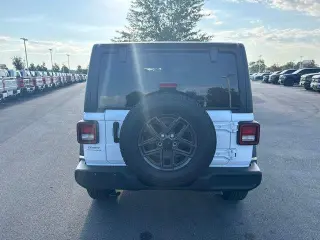Jeep Wrangler 2025 4x4 Sport 4dr SUV