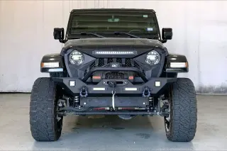 Jeep Gladiator 2022 4x4 Overland 4dr Crew Cab 5.0 ft. SB